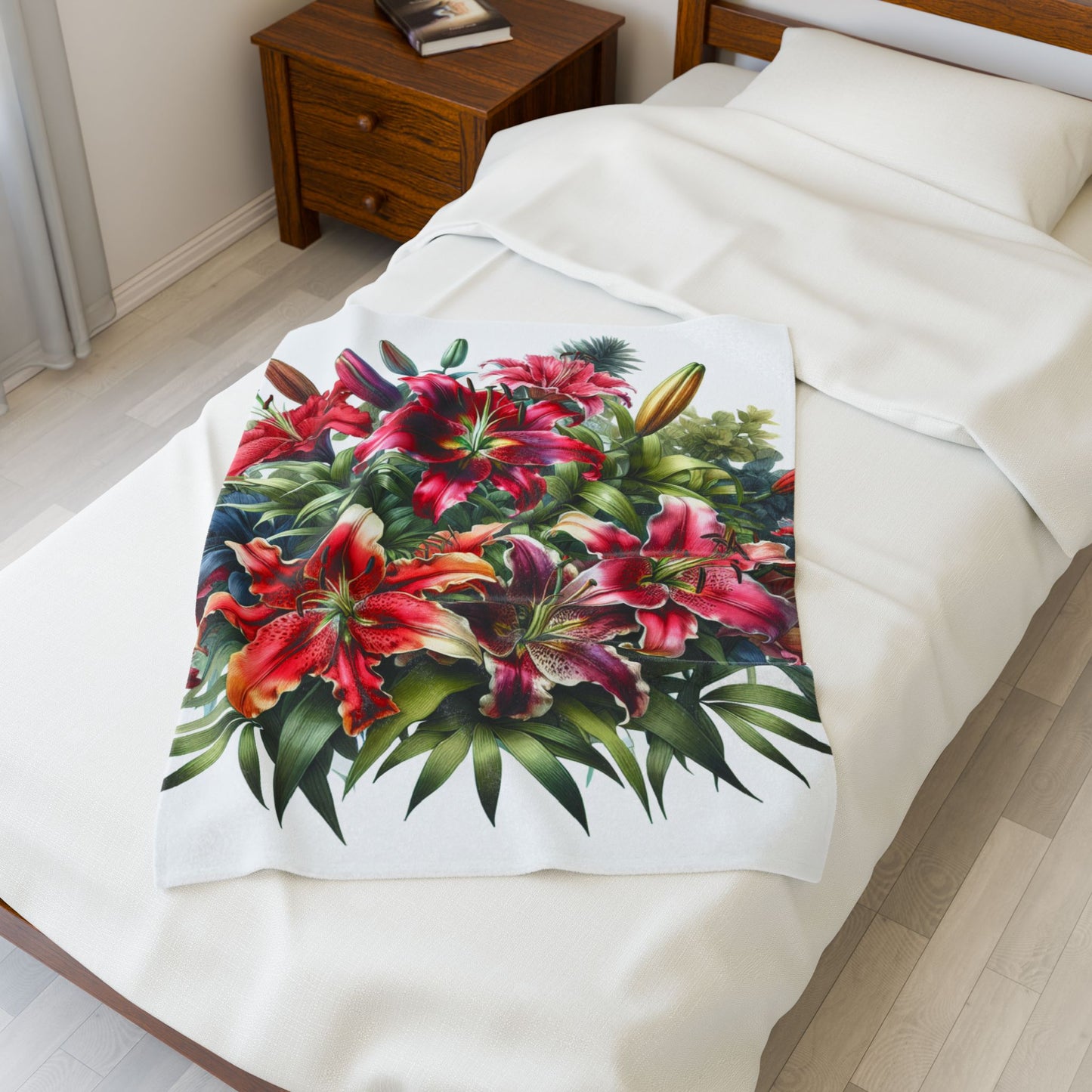 Burst of Petals - Plush Blanket