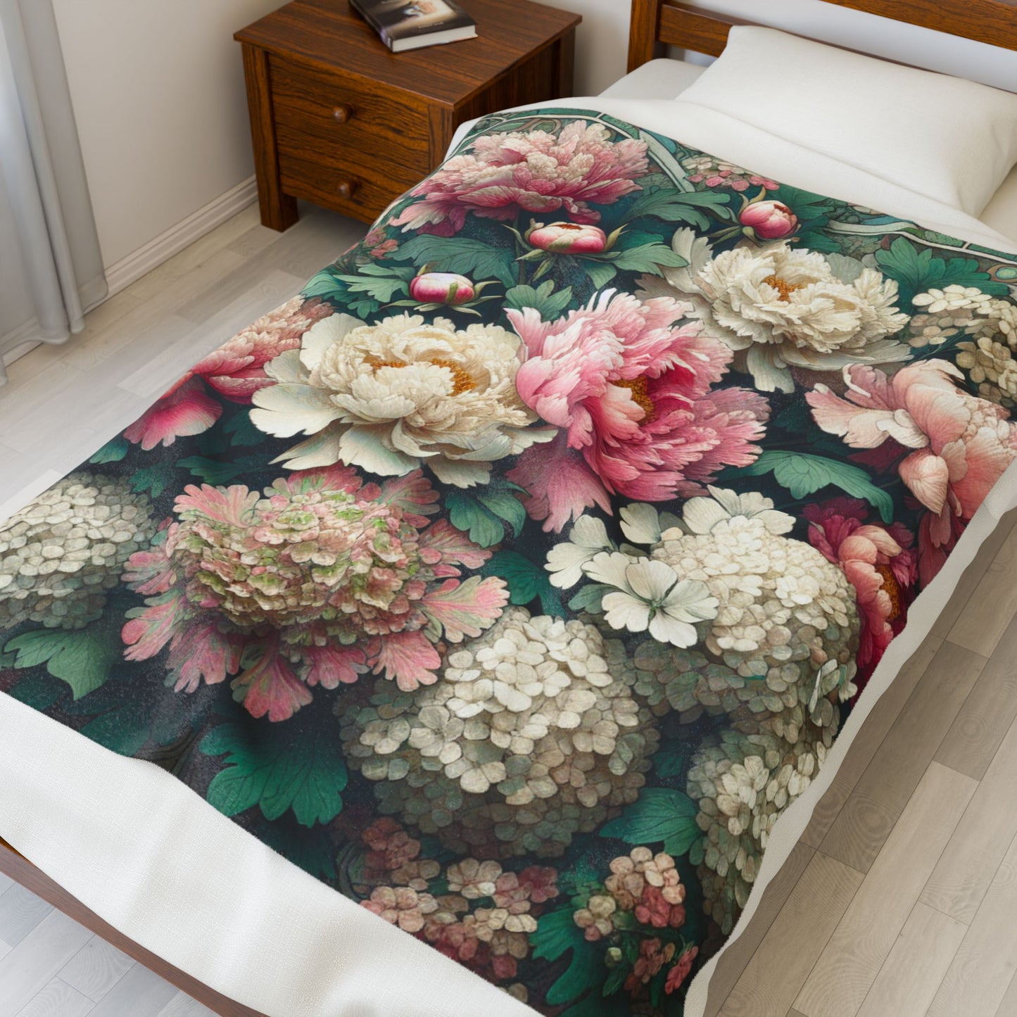 Botanical Opulence- Plush Blanket