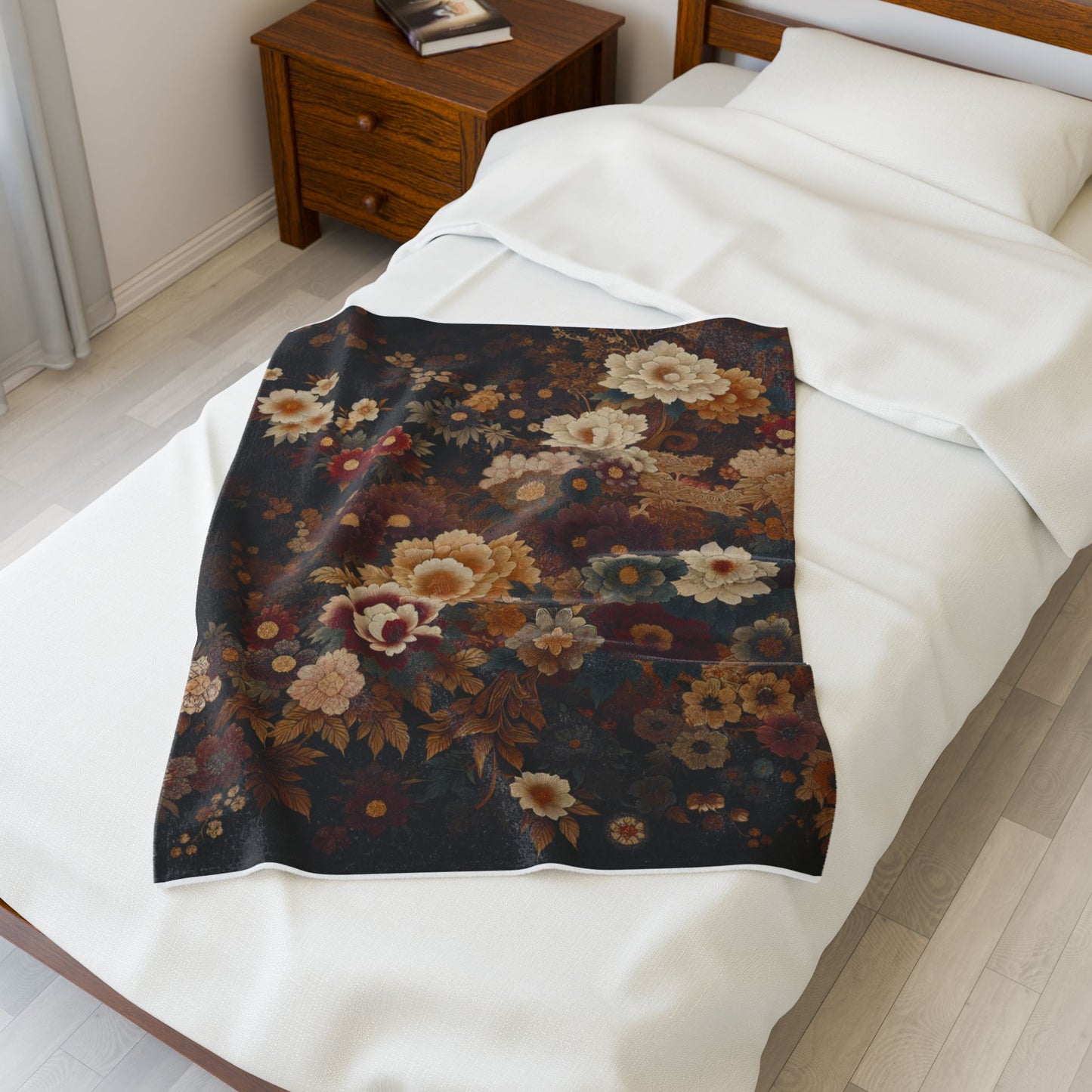 Floral Abundance - Plush Blanket