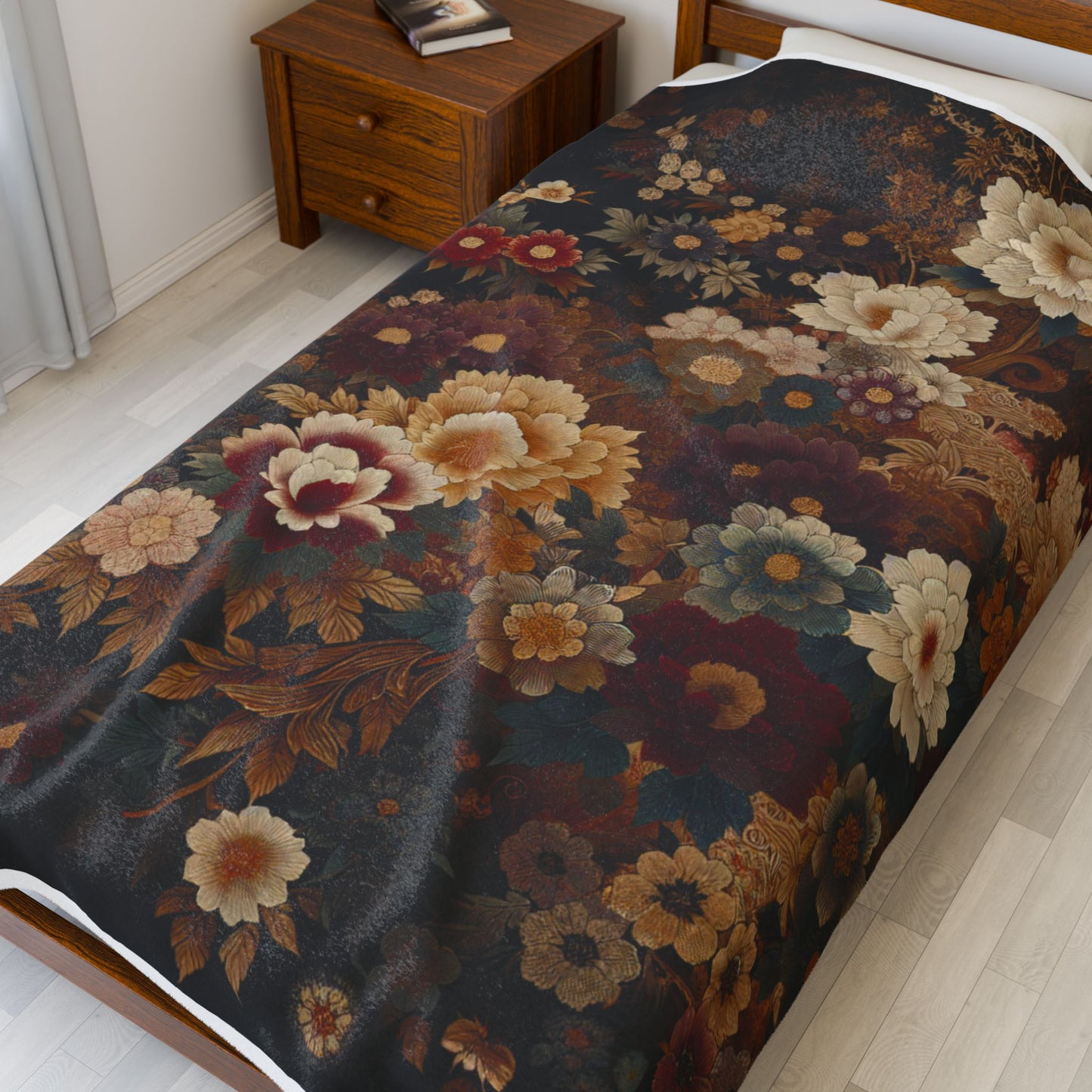 Floral Abundance - Plush Blanket
