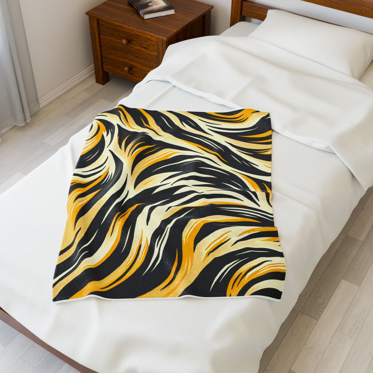 Flowing Energy - Plush Blanket