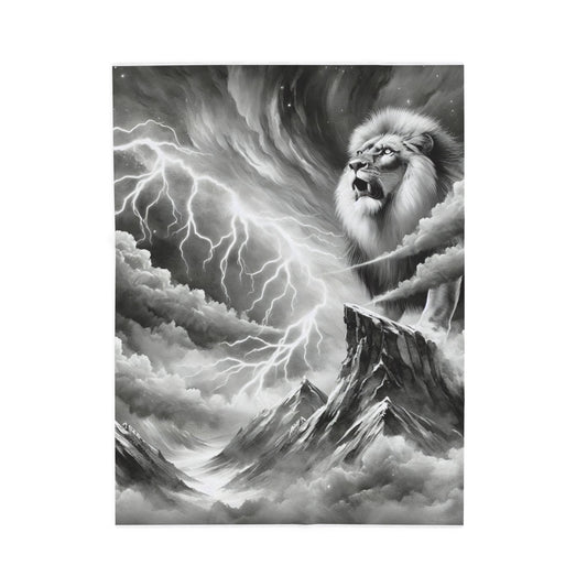 Majestic Roar of the Storm - Plush Blanket